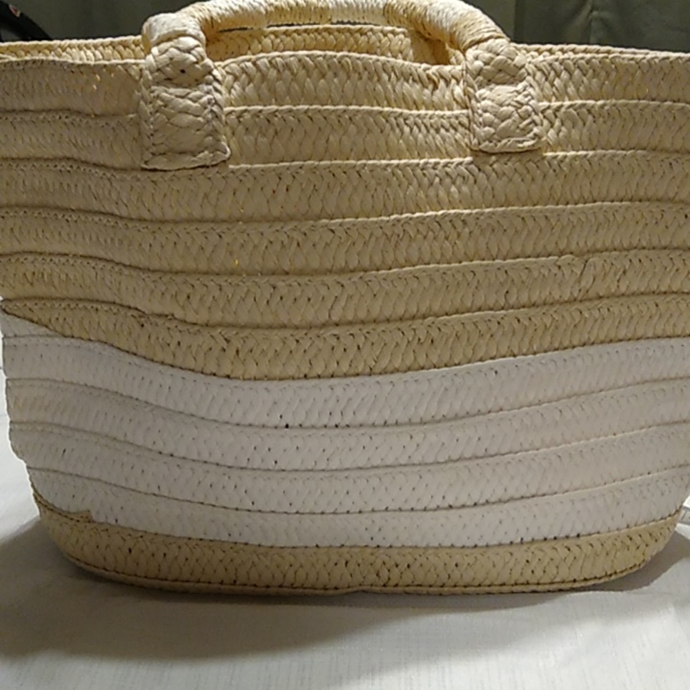 ALTRU Straw Tote Bag/Purse***HOST PICK***03/25/23